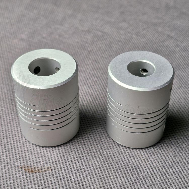 کوپلینگ انعطاف پذیر 12 به 14 به طول 35 و قطر 30