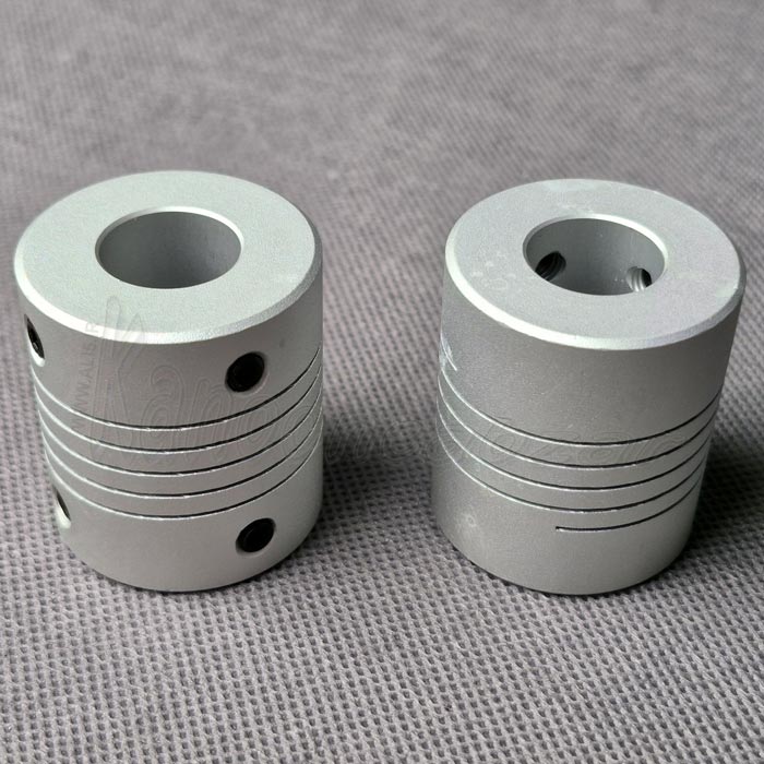 کوپلینگ انعطاف پذیر 16 به 16 به طول 40 و قطر 35