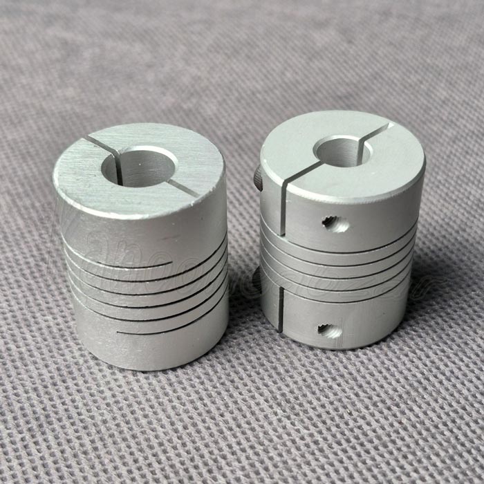 کوپلینگ انعطاف پذیر 8 به 10 به طول 30 و قطر 25